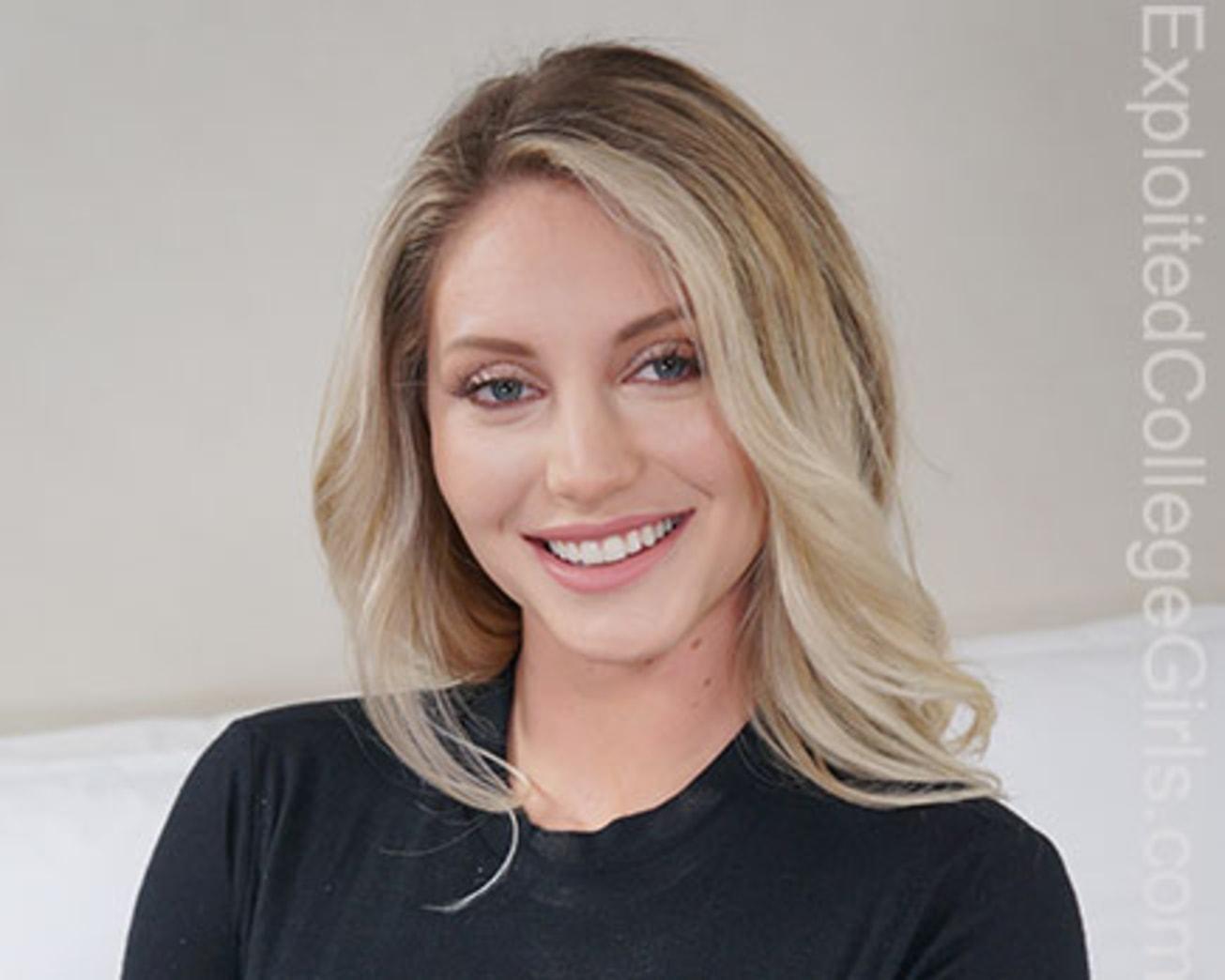 Kayley Gunner photo 30
