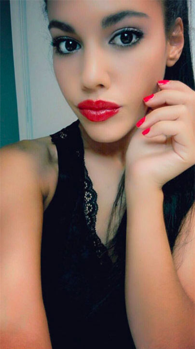 Apolonia Lapiedra photo 9