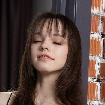 Dakota Skye photo 53