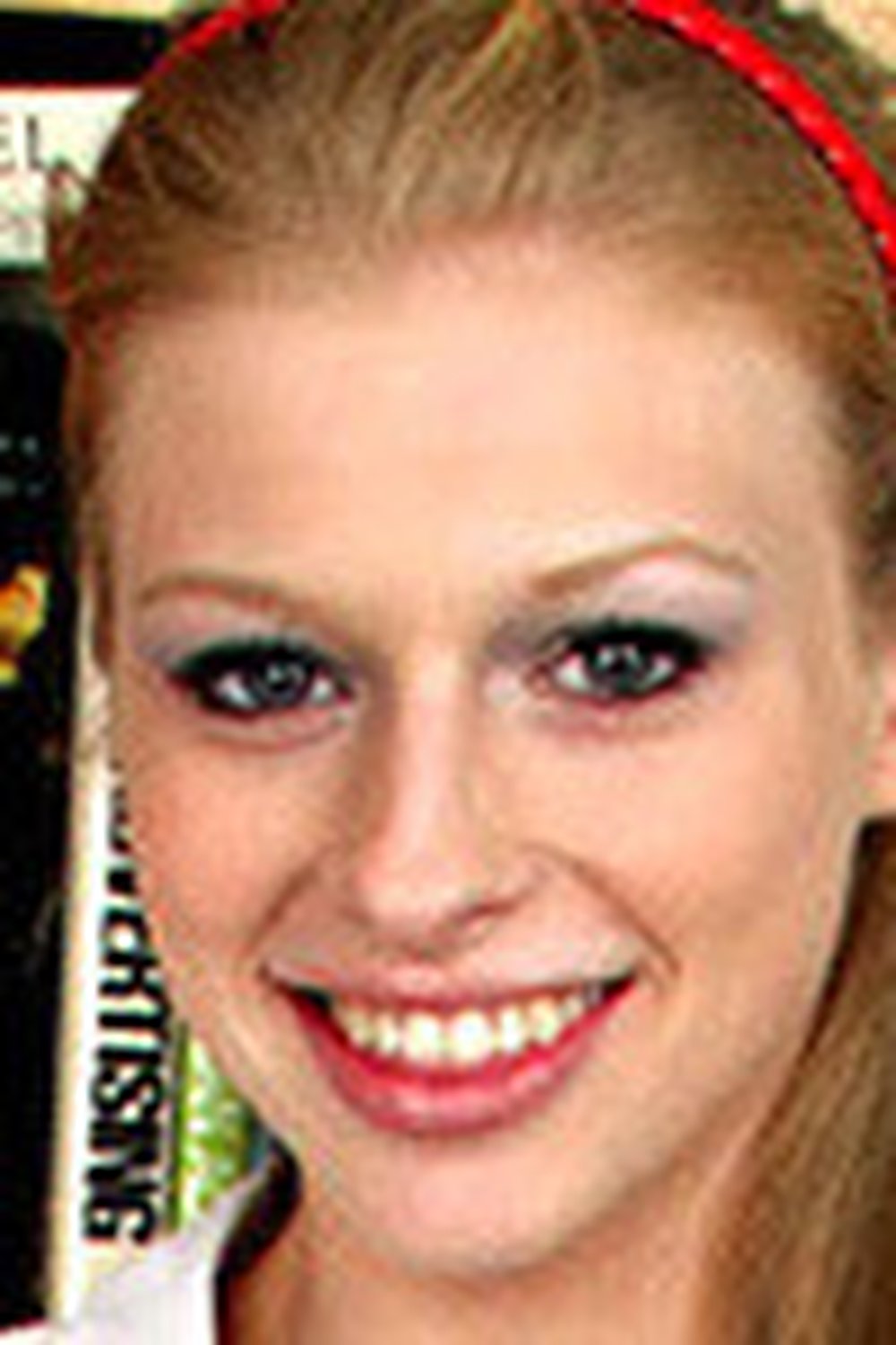 Avril Hall photo 10