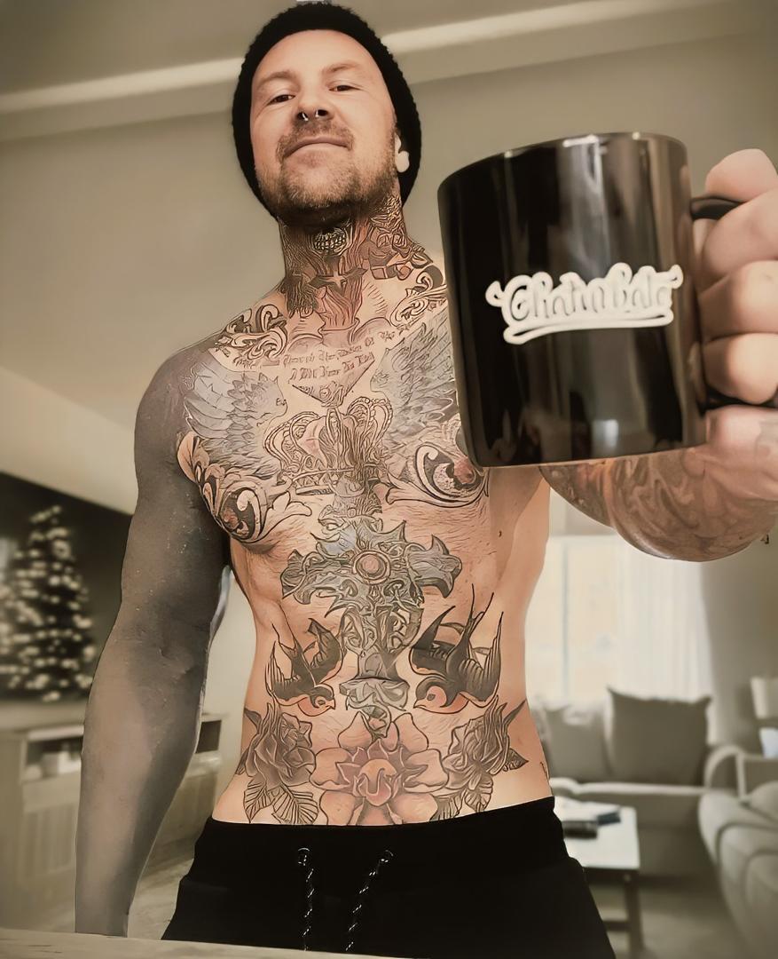 Johnny Sparxxx — fotos e vídeos +18