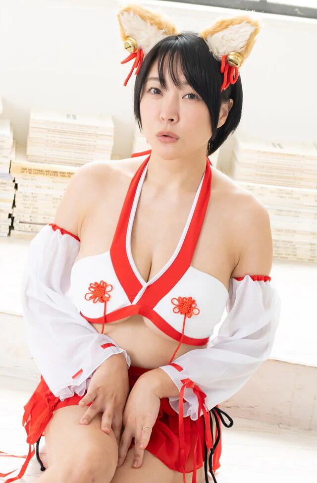 Arisa Hanyu photo 15