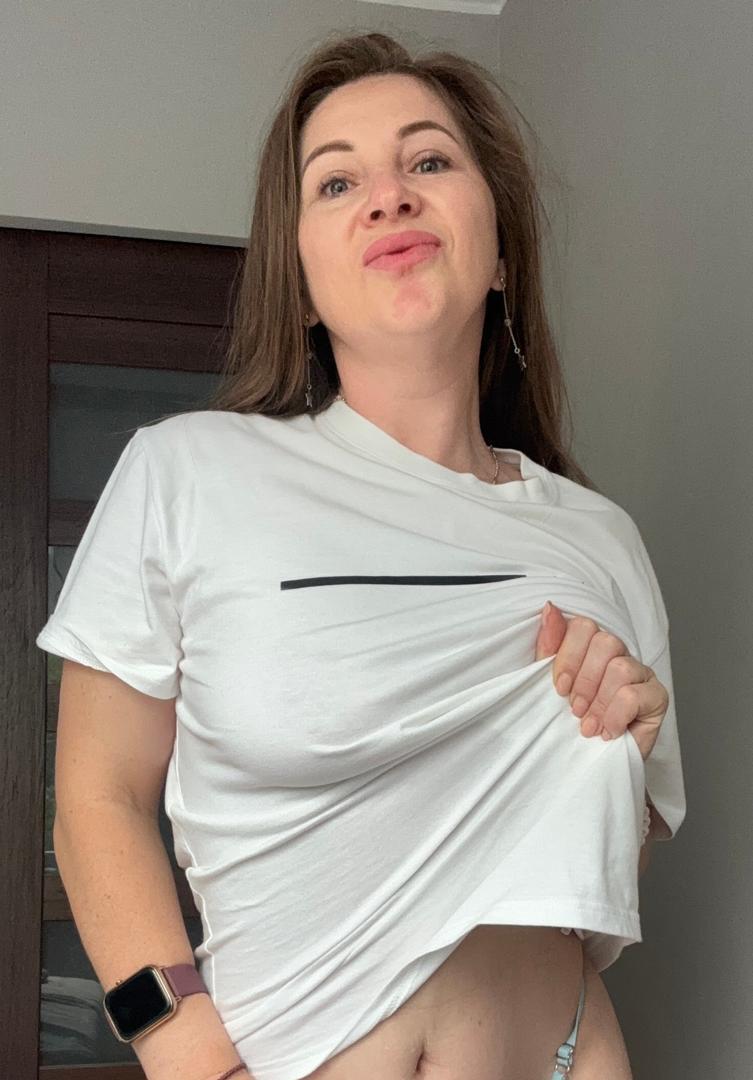 Milf Inna — fotos e vídeos +18