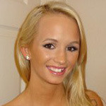 Emily Austin photo 29
