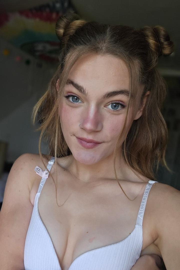 Juniper Ren photo 22