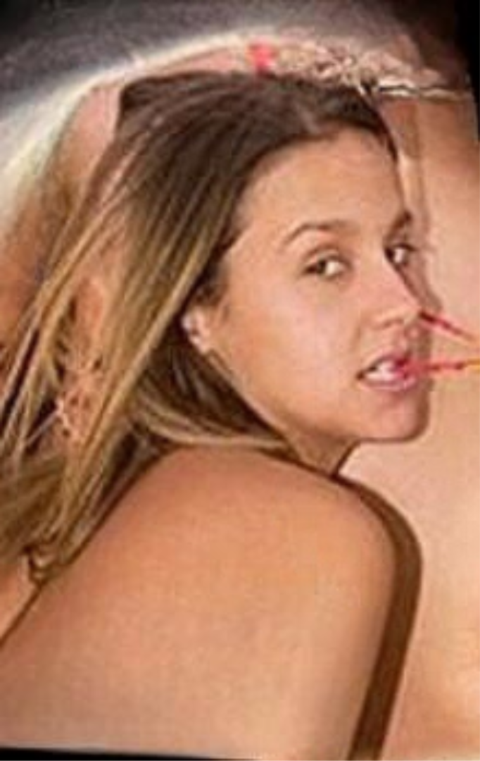 Poppy Morgan photo 1