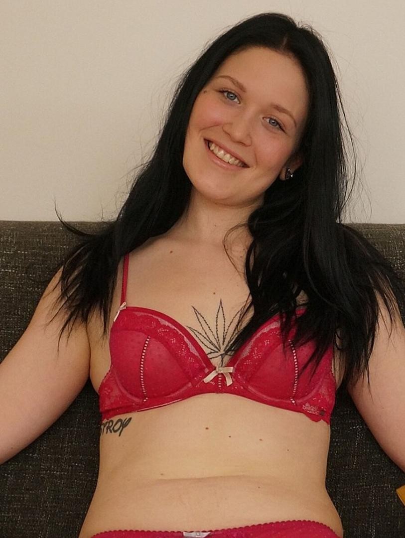 Isabel Diamond photo 2
