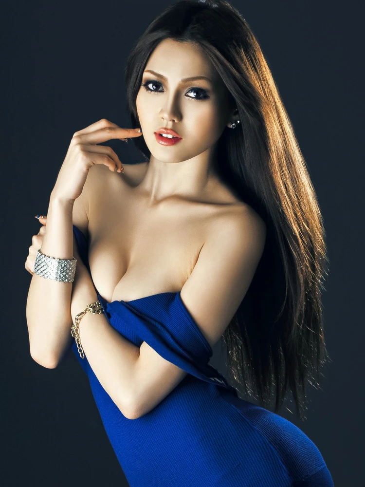 Ameri Ichinose photo 4