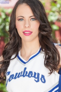 Veronica Radke photo 27