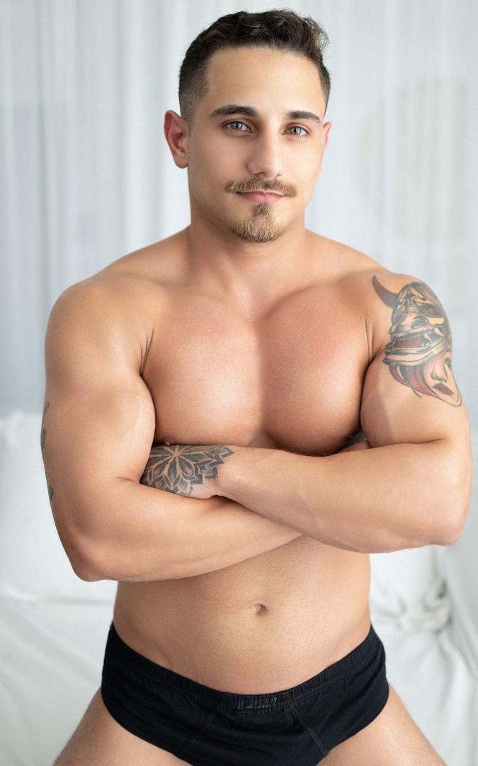 Dom Wolf