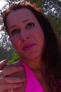 Shannya Tweeks