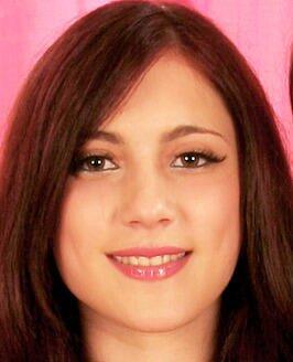 Linda Blue — fotos e vídeos +18