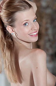 Angel Hott photo 35