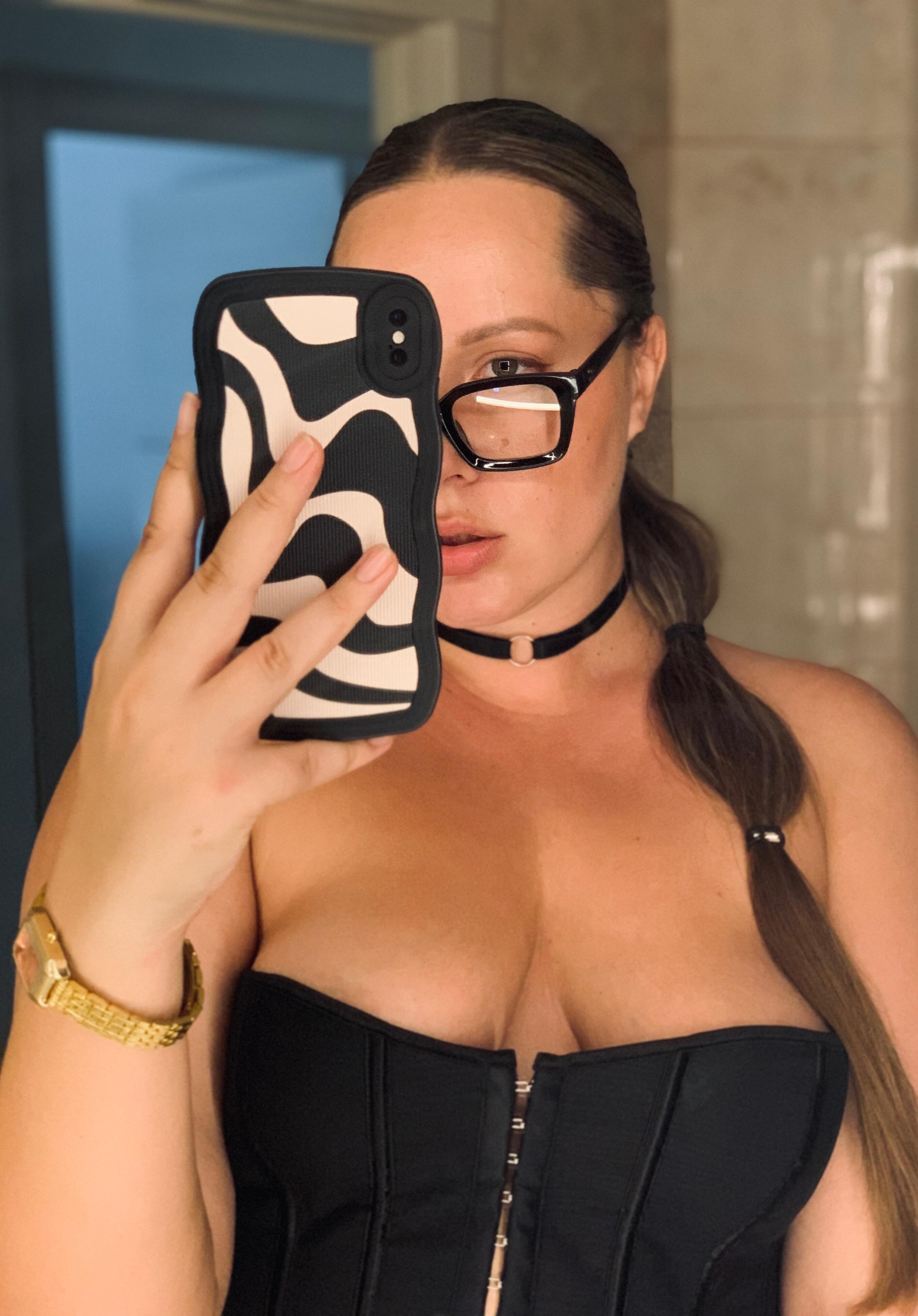 Monaplus — fotos e vídeos +18