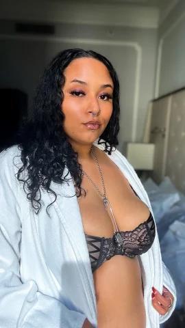 Ms Lypso — fotos e vídeos +18
