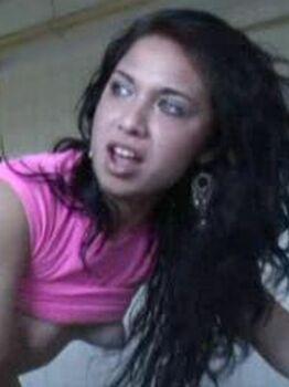 Heidi Hot photo 2