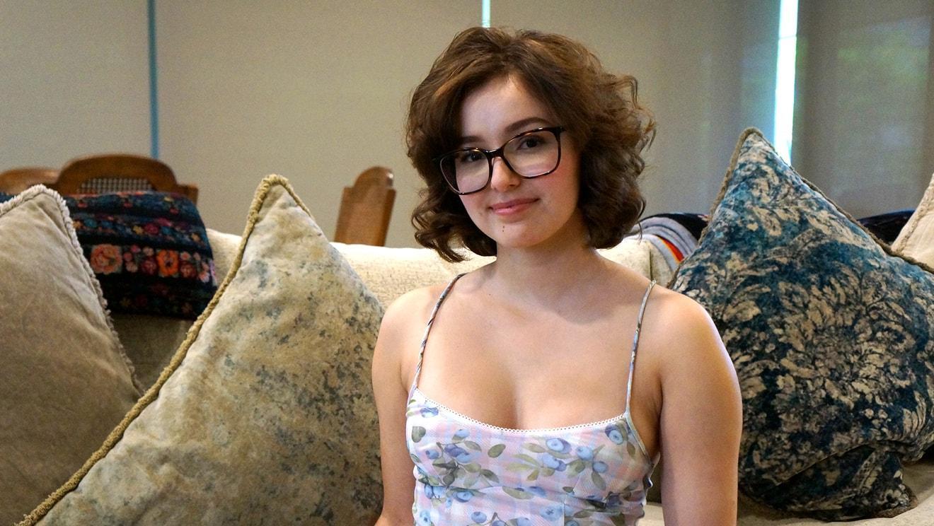 Leana Lovings photo 7