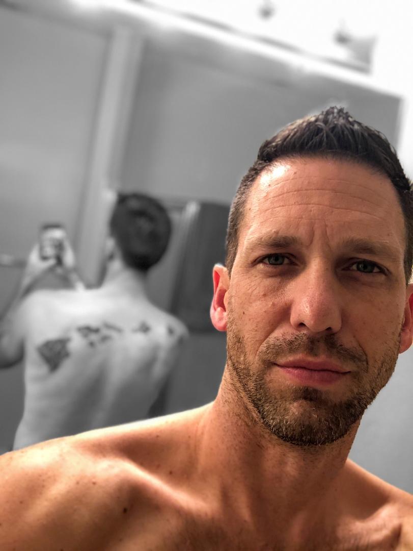 Brock Hardesty — fotos e vídeos +18
