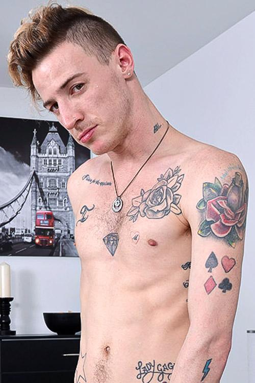 Aaron Andrews photo 3