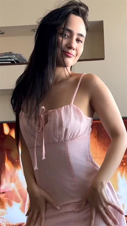 Alice Hernandez photo 9