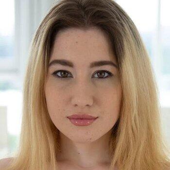 Milana Milka photo 14