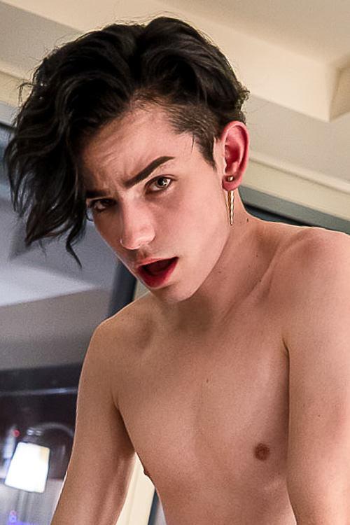 Eli Bennet photo 3