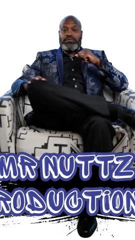 Mr Nuttz Films — fotos e vídeos +18