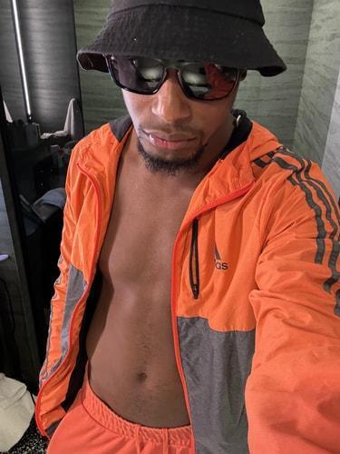Rowlin Nasty — fotos e vídeos +18