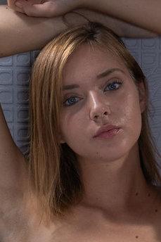 Oxana Chic photo 35