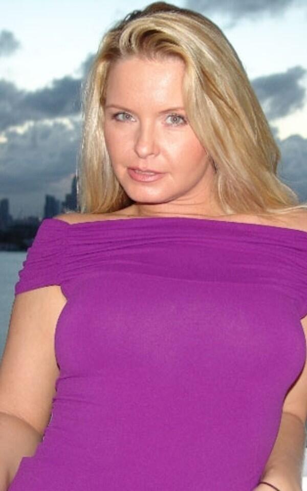 Wendy Divine photo 14