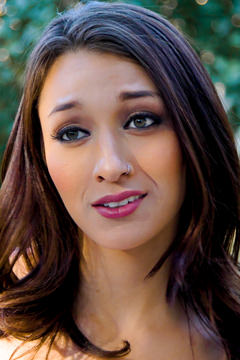 Bella Rolland photo 60