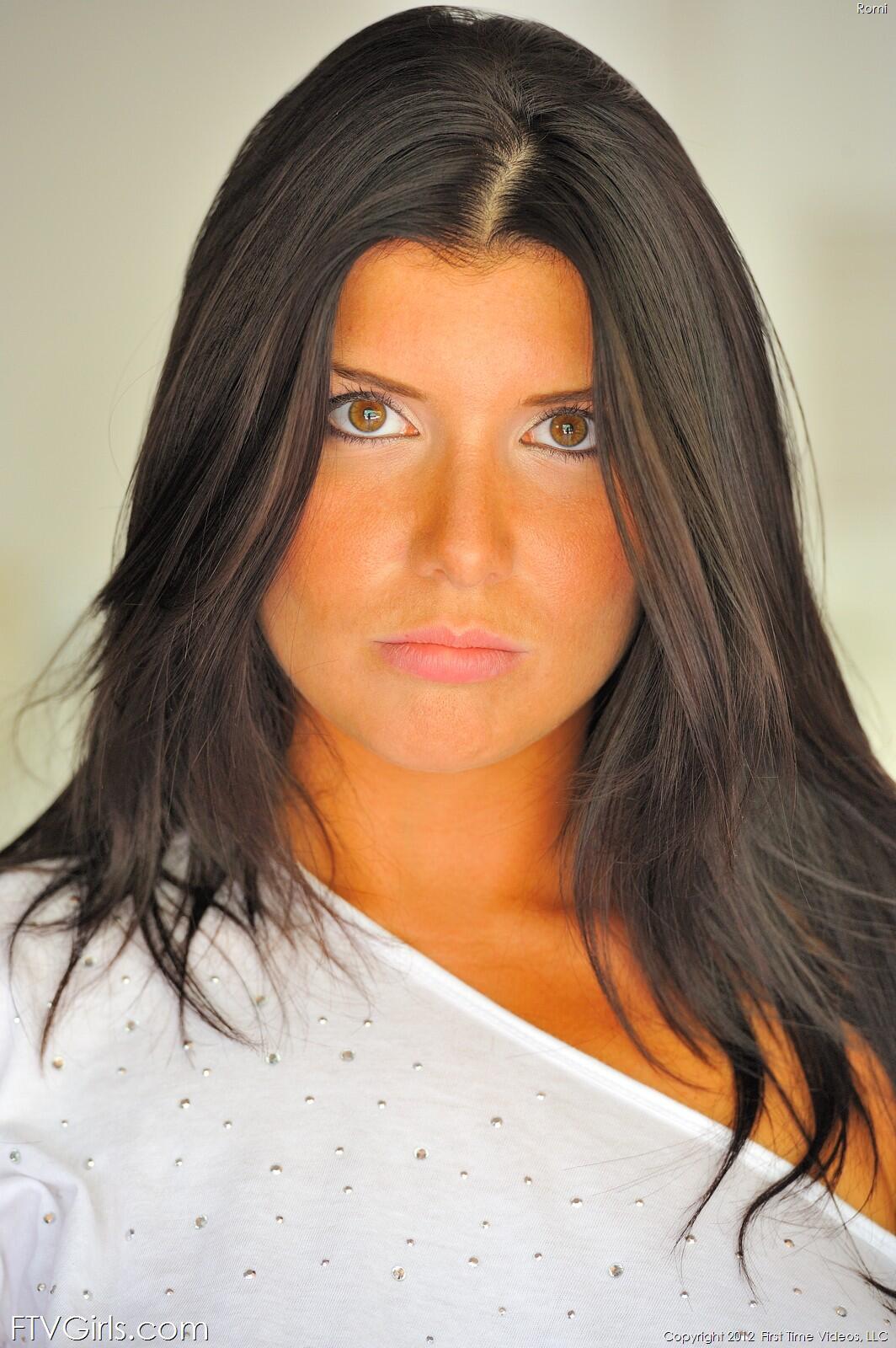 Romi Rain photo 36