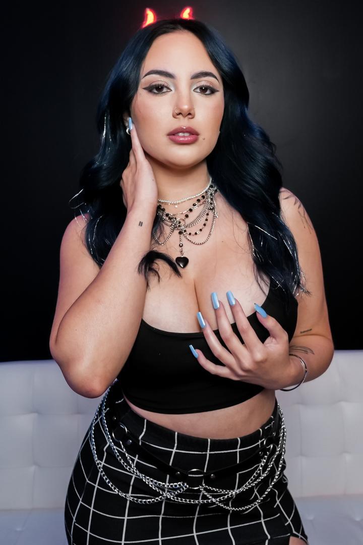 Nika Venom photo 38