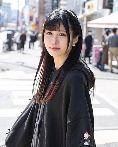 Aira Ochi photo 2