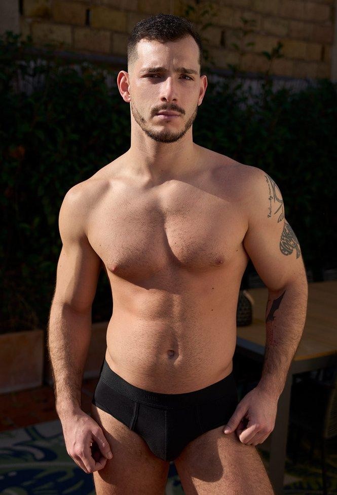Ricky Hard photo 5