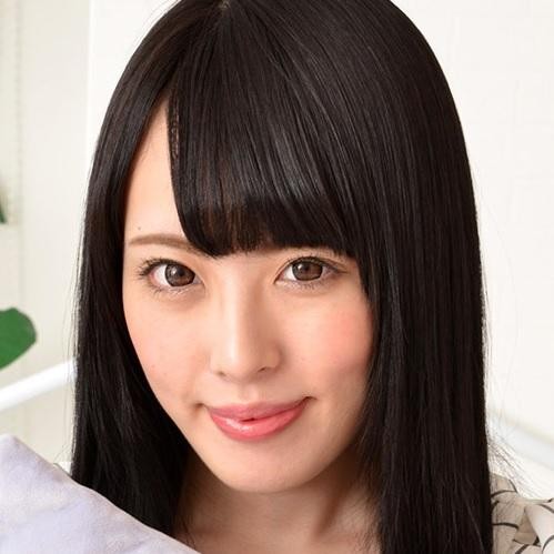 Ikumi Kuroki photo 3