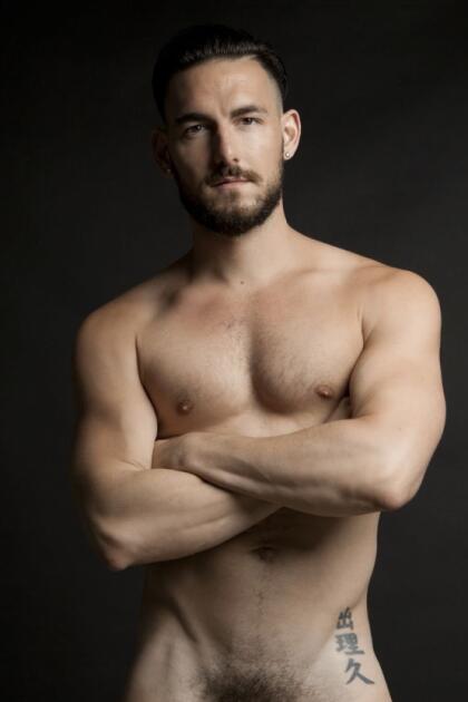 Derek Allen photo 5