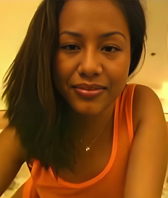 Mimi — fotos e vídeos +18