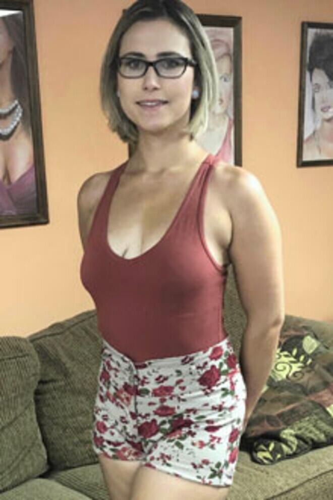 Red August photo 8