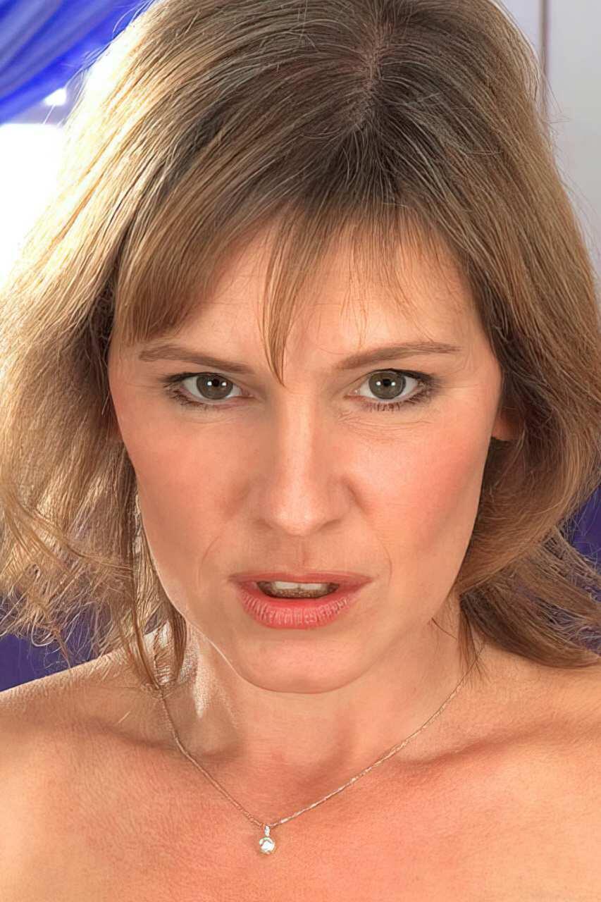 Wendy Taylor photo 4