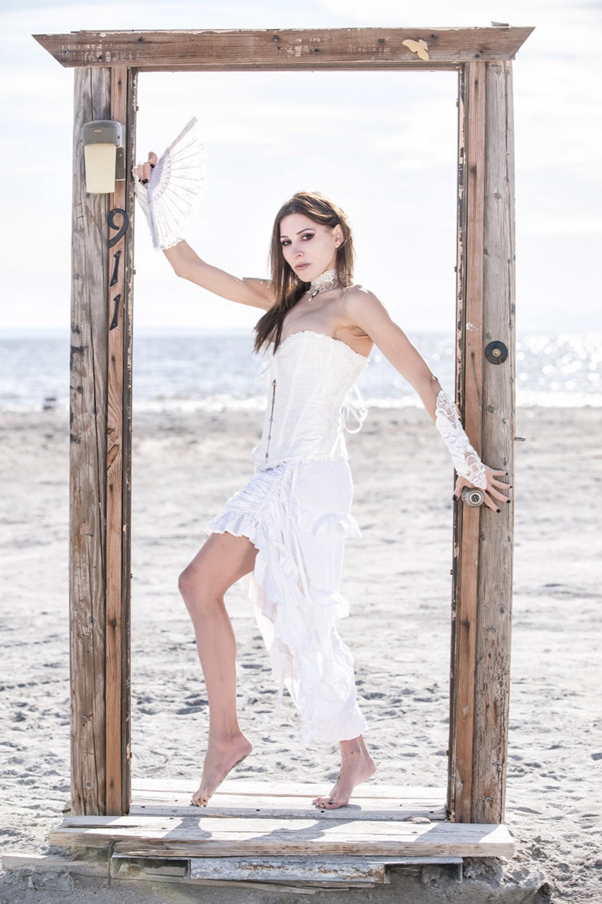 Agatha Delicious photo 3