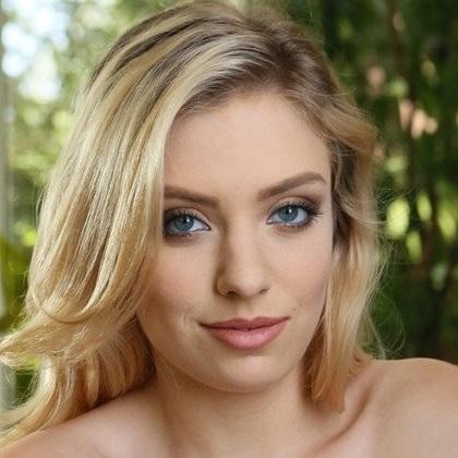 Giselle Palmer photo 27