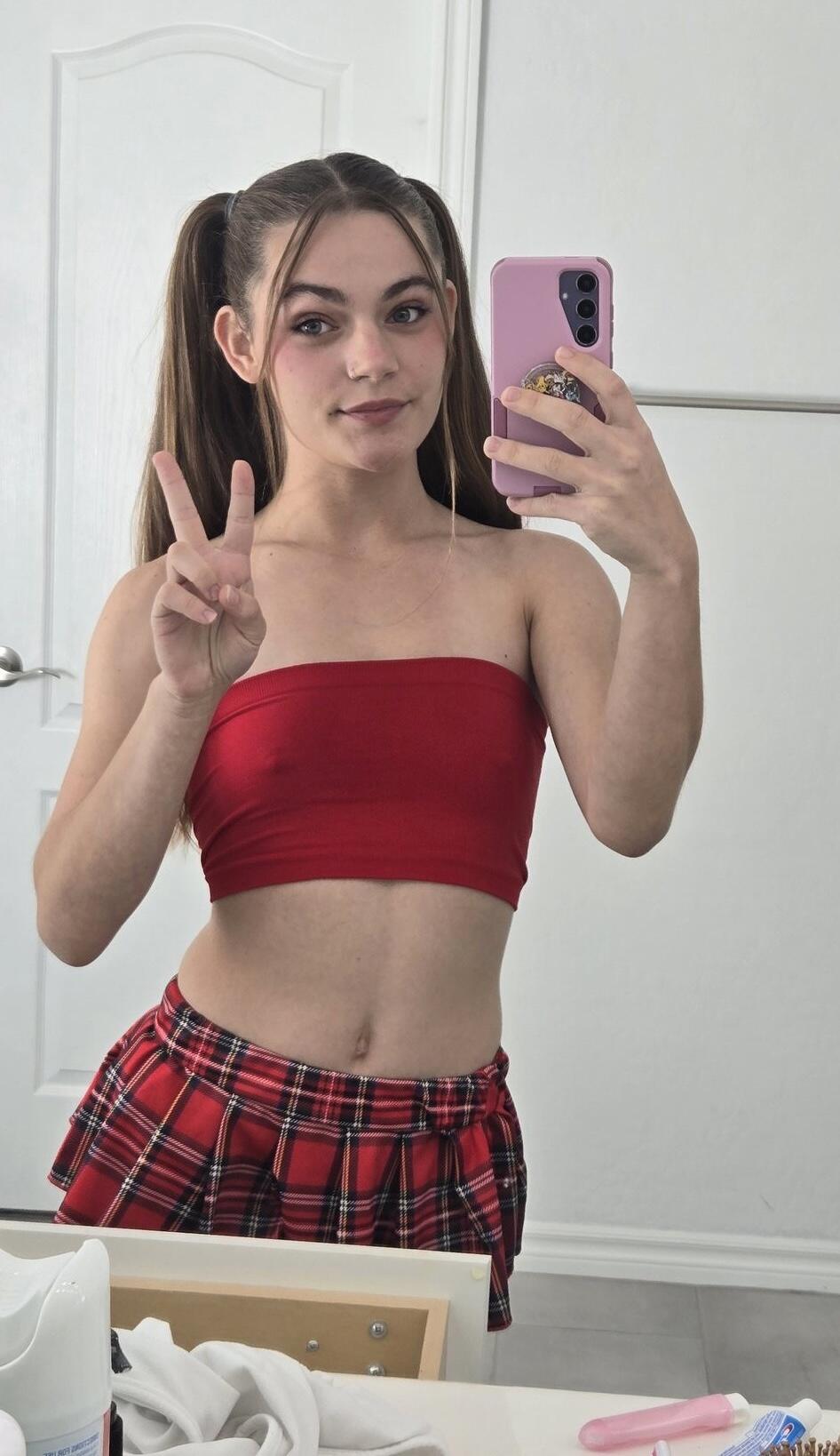 Juniper Ren photo 7