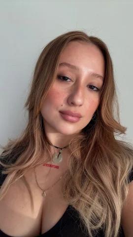 LUNA LIRIN — fotos e vídeos +18