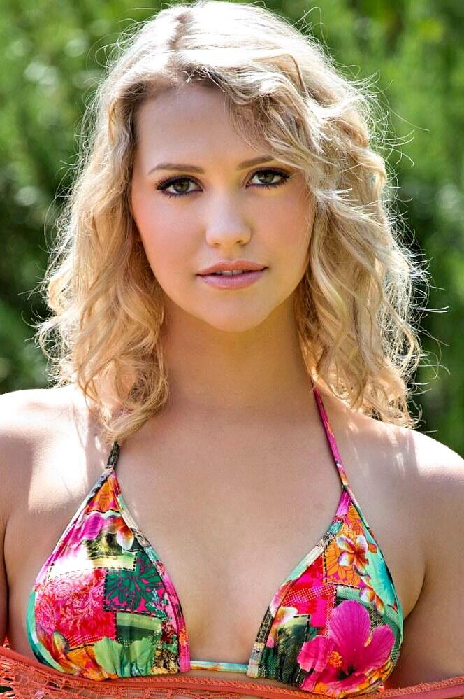 Mia Malkova photo 39