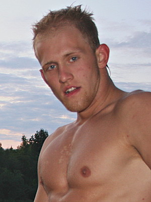 Leo Dee