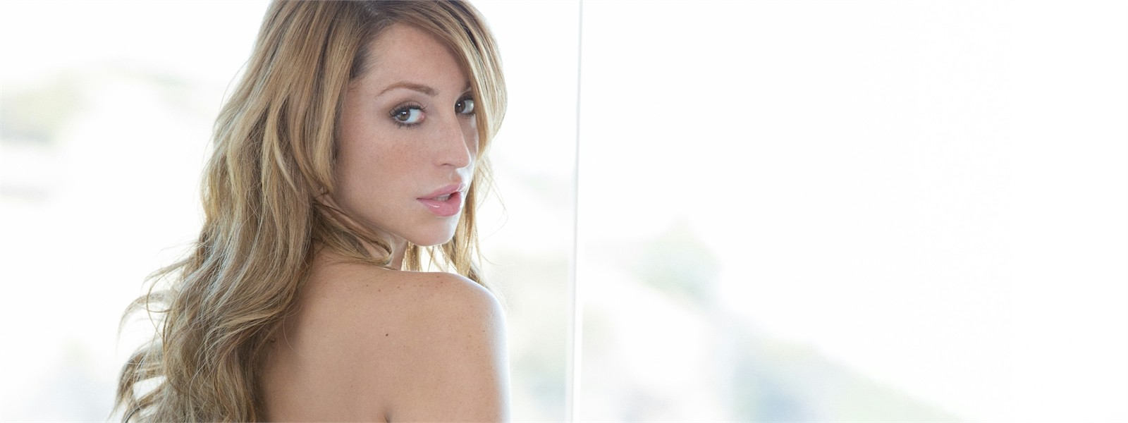 Christiana Cinn photo 1