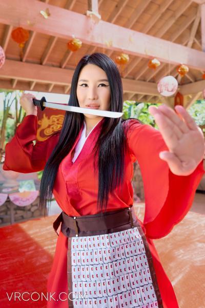 Suki Sin photo 17