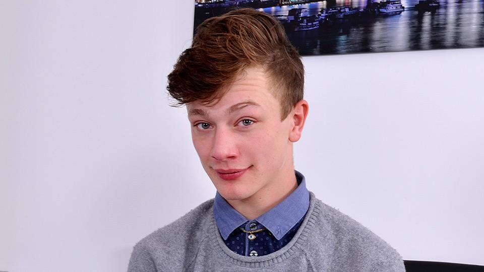 Alex Faux photo 3