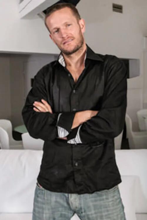 Ian Scott photo 22